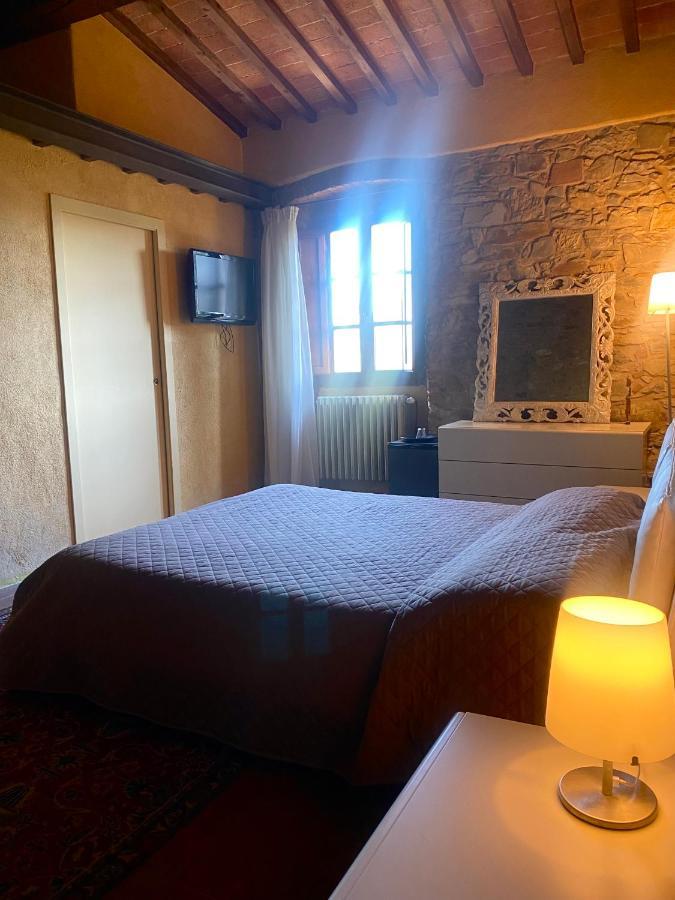 Room In Bb - Agriturismo Sottotono, Nature And Relax Карминьяно Экстерьер фото